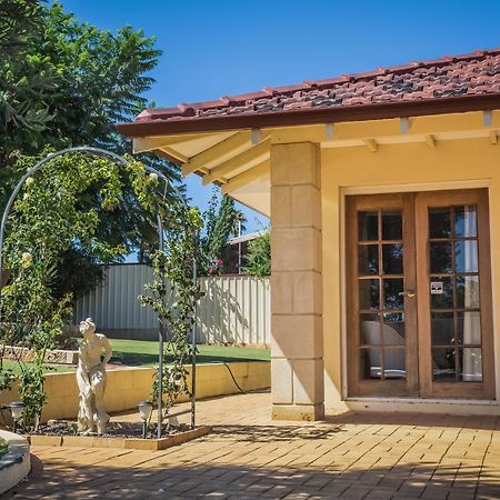 Armadale Cottage Bed & Breakfast Redcliffe Exterior foto