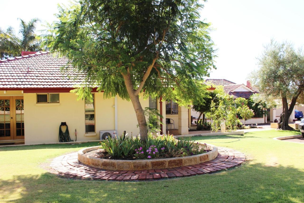 Armadale Cottage Bed & Breakfast Redcliffe Exterior foto